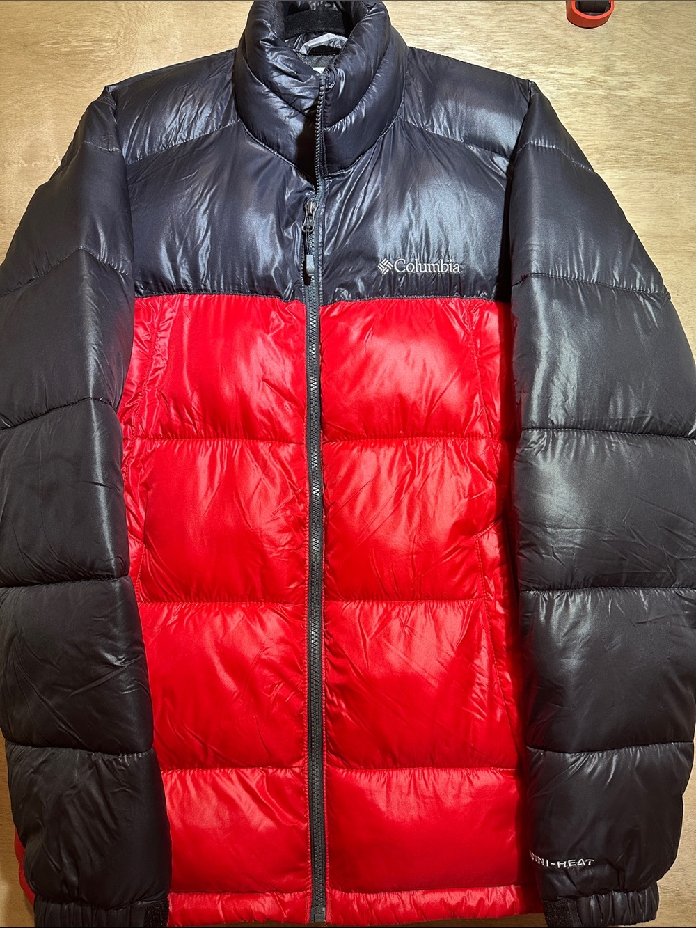 Columbia Men's Black & Red Insulated Puffer Jacket with Omni Heat Small